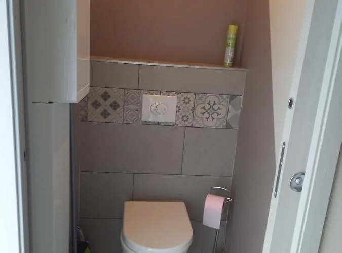 Proche De La Pointe Du Hoc En Bessin *