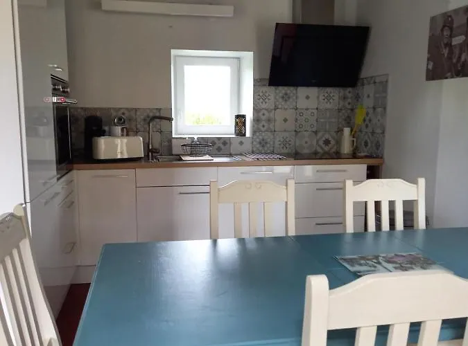 Proche De La Pointe Du Hoc En Bessin 別荘